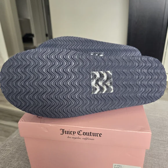 Juicy Couture Navy Suede Platform Slip-On Sneakers - Picture 9 of 9